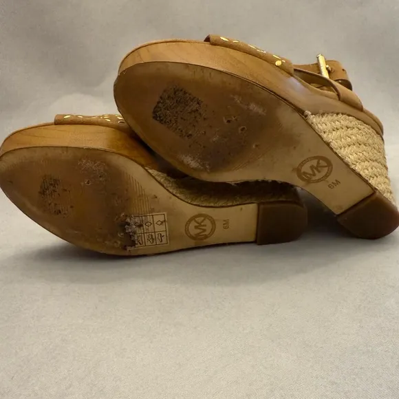 Michael Kors Tan Suede Wedge Sandals Sz 6