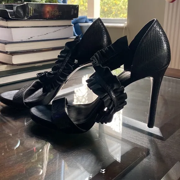 Michael Michael Kors  Bella Platform Ruffle Dress Sandals