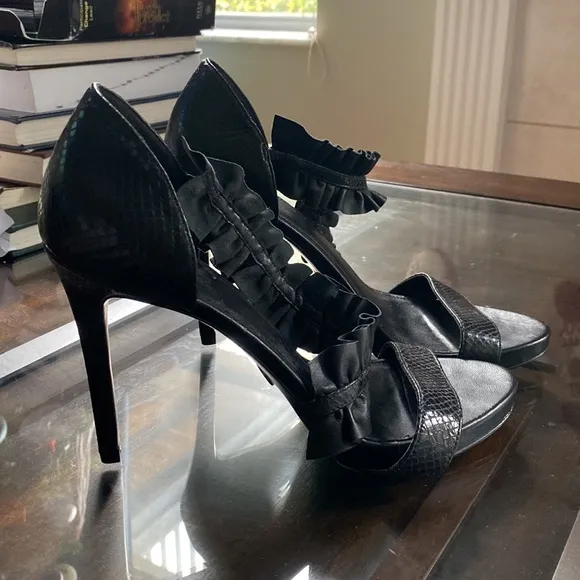 Michael Michael Kors  Bella Platform Ruffle Dress Sandals