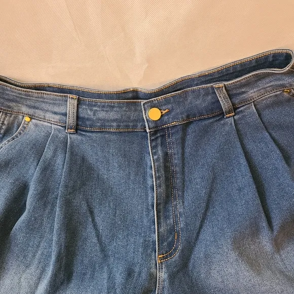 MICHAEL Michael Kors Stretch Denim Carrot Jeans