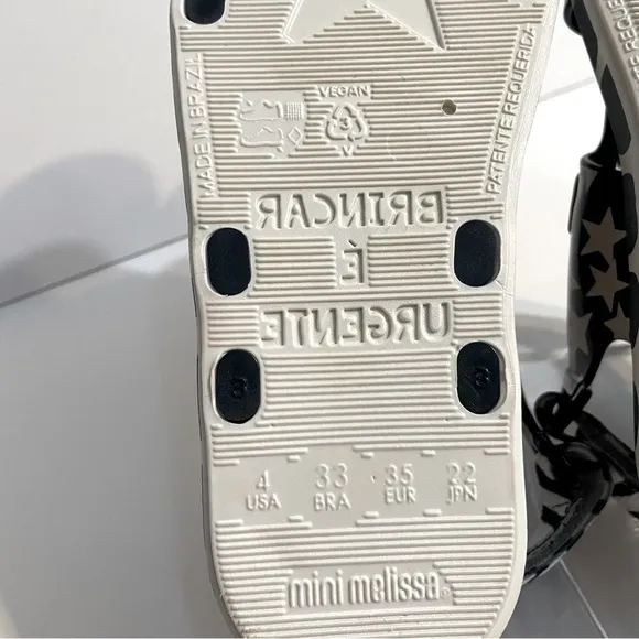 Mini Melissa   Fábula Ping Pong Casual Sandals heel straps. Girls shoes stars