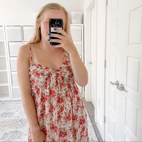 MISA Los Angeles Fallon Dress Poppy Allover Maxi Floral