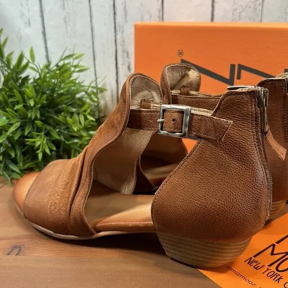 Miz Mooz Corra Leather Wide Width Heeled Sandals Size 38