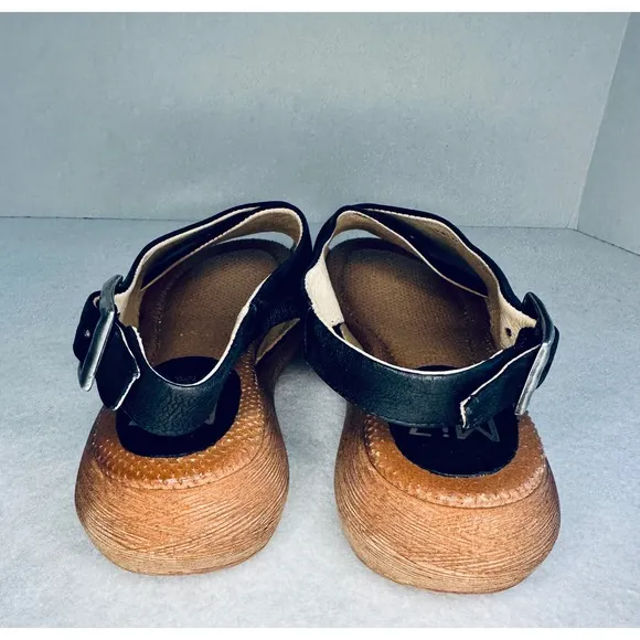 Miz Mooz IRMA Leather Sandals Platform Criss Cross Buckle Black Size US 9 EUR 40