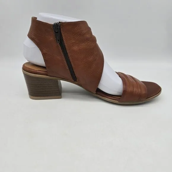 Miz Mooz Scoot Brandy Leather Heeled Sandals Brown Size 39 US 8.5-9 Excellent
