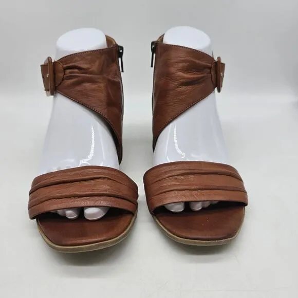 Miz Mooz Scoot Brandy Leather Heeled Sandals Brown Size 39 US 8.5-9 Excellent