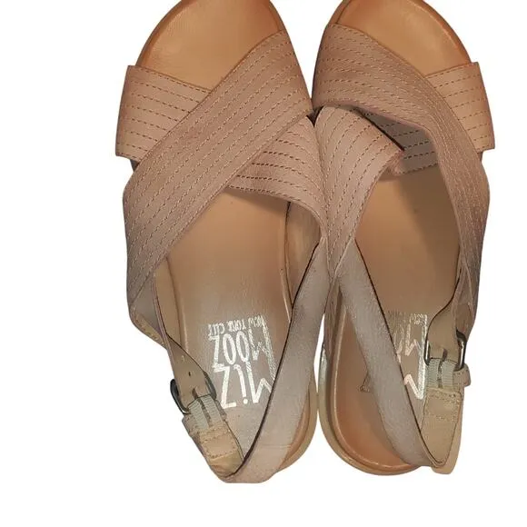 Miz Mooz Size 8.5 EU 38 Kind Pearl Blush Pink Leather Cross-Strap Sandals