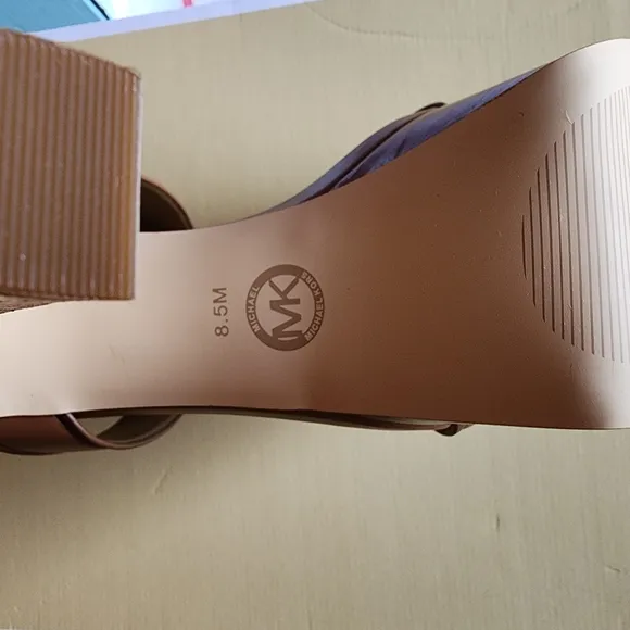 MK - Berkley Leather Platform Sandal