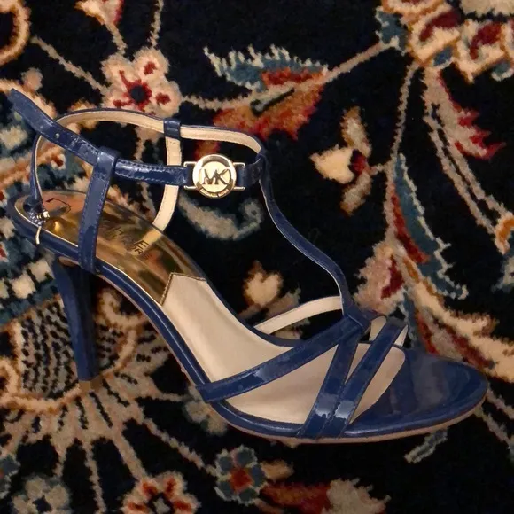 MK heels