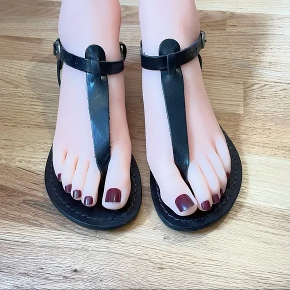 MM Calzature designer black leather thong strap sandals 5