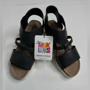 Muk Luks Grey Sandals with Contoured Footbed and Adjustable Straps Size 7