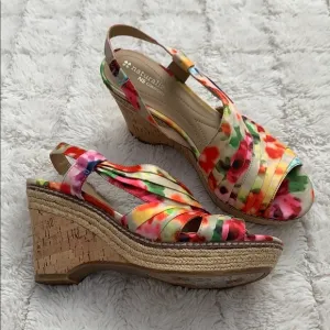 Multi-colored Platform Sandals, almost new!