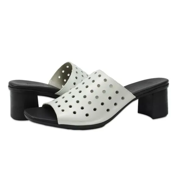 Munro Jules Silver Perforated Leather Mule Cushioned Footbed Arch Support 6
