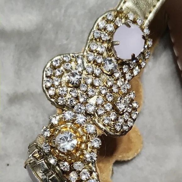 Mystique Boutique Crystal Embellished Sandals Size 9