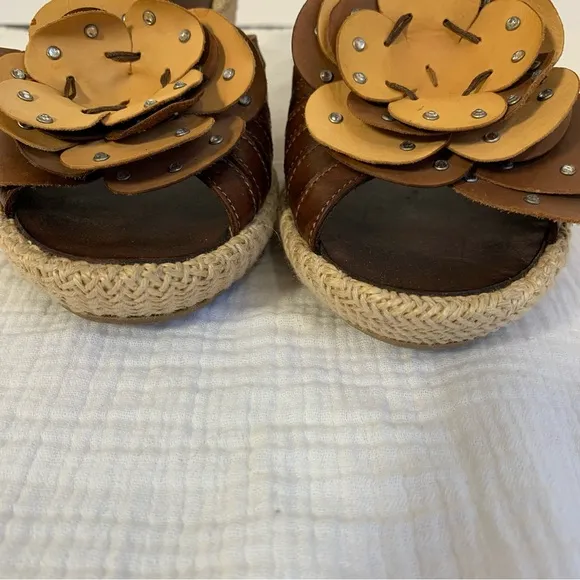 Nana Italian Leather Wedge Sandals Sz 6.5 Artisan Made Floral Tan Brown READ