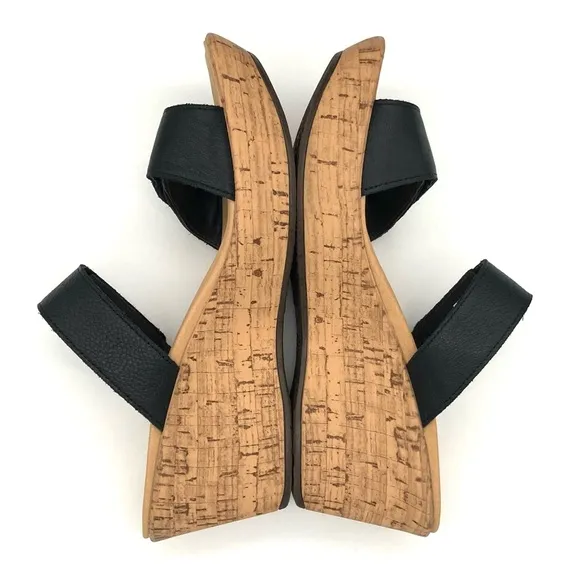 Naot Caveran Wedge Sandals Women’s Size 9 EU 40 Adjustable Straps Cushioned