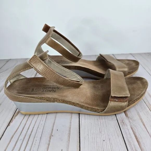 NAOT Footwear Women's Mermaid Wedge Sandal Size 11 Arizona Tan Leather