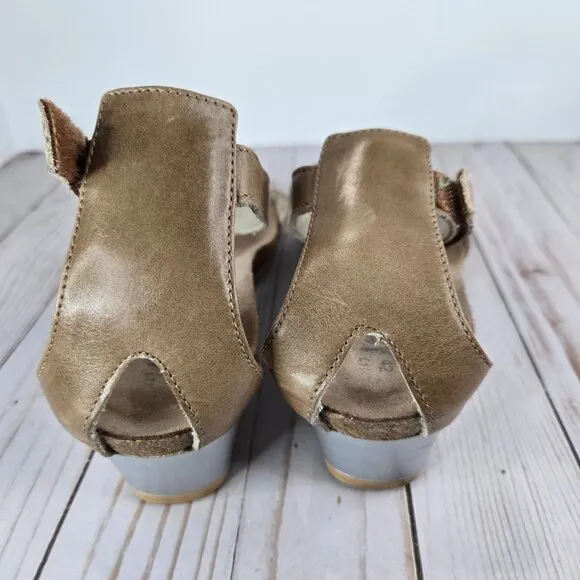 NAOT Footwear Women's Mermaid Wedge Sandal Size 11 Arizona Tan Leather