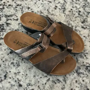 NAOT Jessica Copper Bronze Leather Sandals Adjustable Strap Women’s Size 36 NWOT
