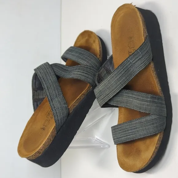 Naot Naomi criss cross slip on slide sandals women's size 6 EU 37