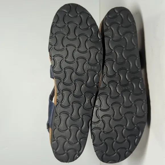 Naot Pamela Blue leather sandals womans size 10 EU 41