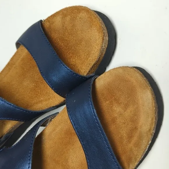 Naot Pamela Blue leather sandals womans size 10 EU 41
