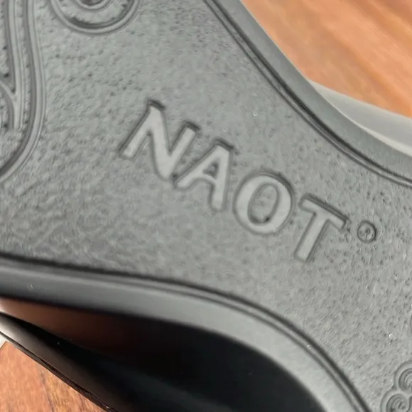 NAOT sandals size 35