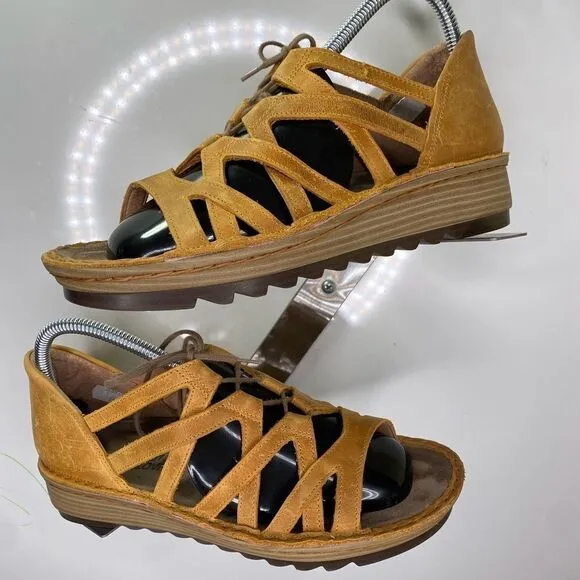 Naot Women's 8 8.5  EU 39 Yarrow Camel Tan Lace Up Ghillie Wedge Sandals
