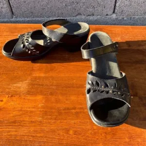 Naot Sandals black Leather Cutout Women's Size 7