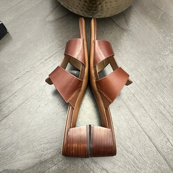 NATURALIZER JOEY LEATHER BLOCK HEEL SLIDE SANDALS