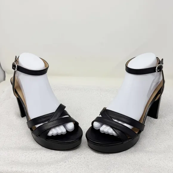 Naturalizer Mallory Ankle Strap Sandals/ Heels Black Size 9 Women’s.