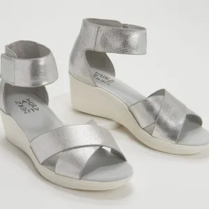 Naturalizer RIVIERA Ankle Strap Wedge Sandals