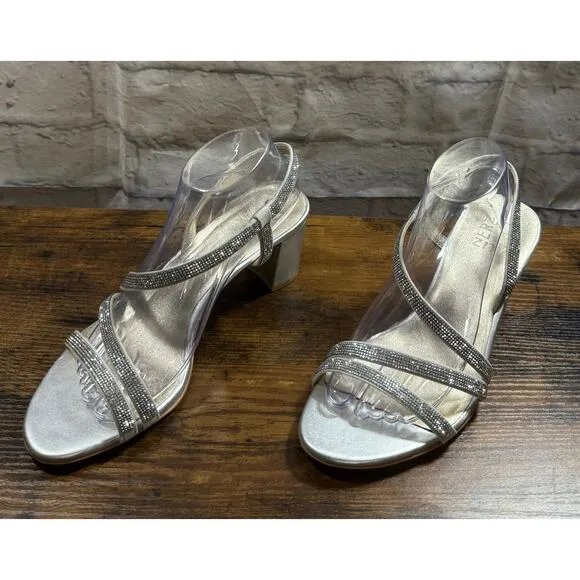Naturalizer Sz 9WW &quot;Vanessa 2&quot; Silver Rhinestone Strappy Slip on Sandal NWOT