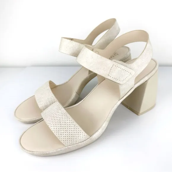 Naturalizer Women's Genn-Rise 2 Leather Strappy Heels Sandals Ivory Size 9.5