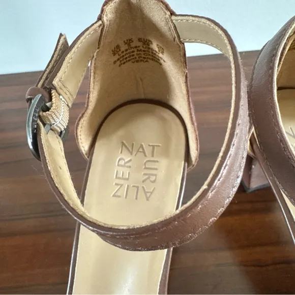 Naturalizer Women's Vera Heeled Sandal Cocoa Brown Leather 8 NWOB