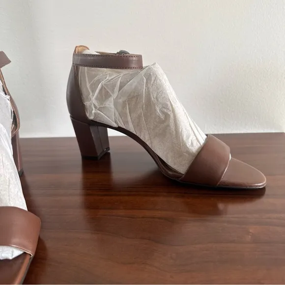 Naturalizer Women's Vera Heeled Sandal Cocoa Brown Leather 8 NWOB