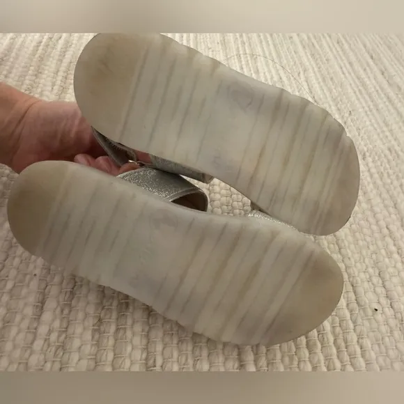 Naturino Girls Silver Glitter Sandals - Size 29 / US 12