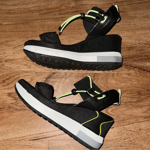 NeroGiardini Platform Wedge Sandals