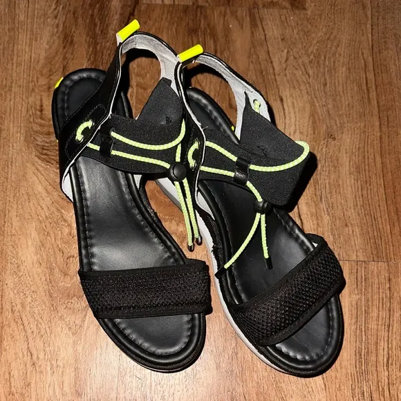NeroGiardini Platform Wedge Sandals