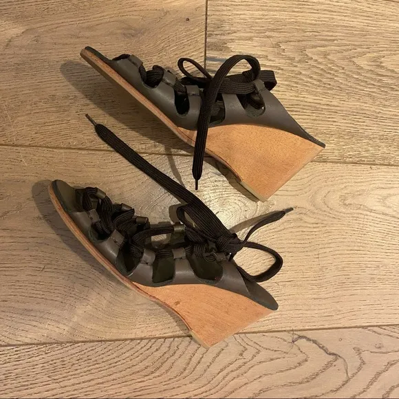 NEW A DÉTACHER Brown Lace-Up Wedge Sandals