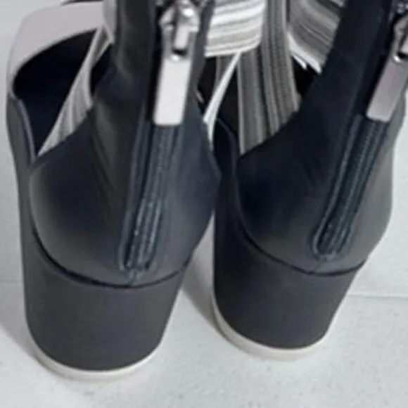 NEW! &quot;SOREL&quot; Cameron Flatform Ankle Strap Sandals, Open Toe, Black, Small Scuff