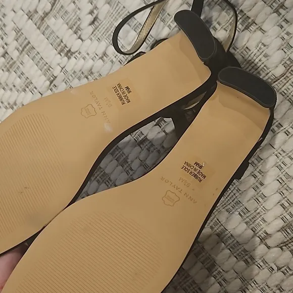 NEW! ANN TAYLOR Black Leather Suede Blade Ankle Strap Sandals 9.5.