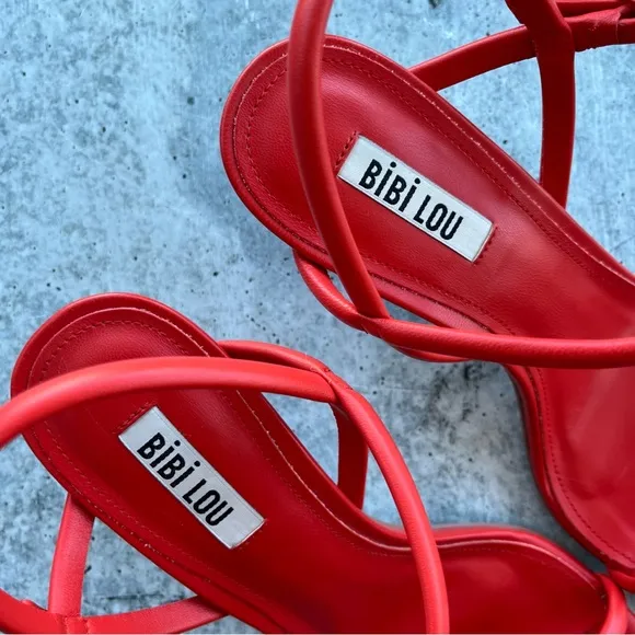 NEW Anthropologie Bibi Lou Simple Red Strap Sandals 40