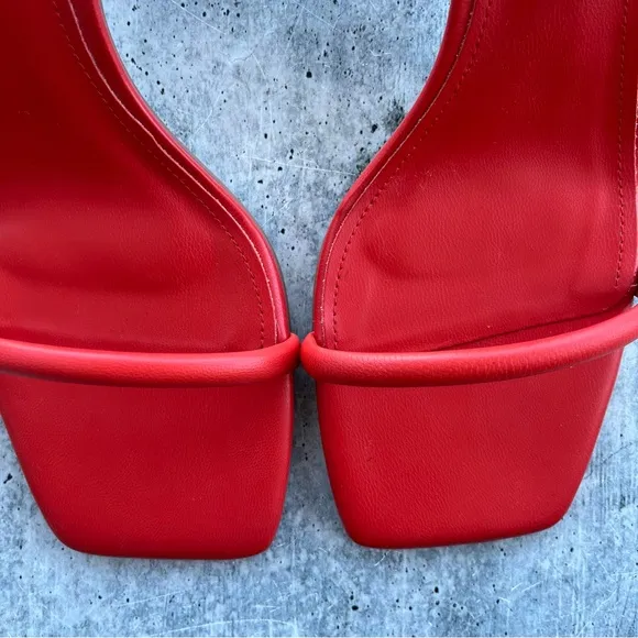 NEW Anthropologie Bibi Lou Simple Red Strap Sandals 40