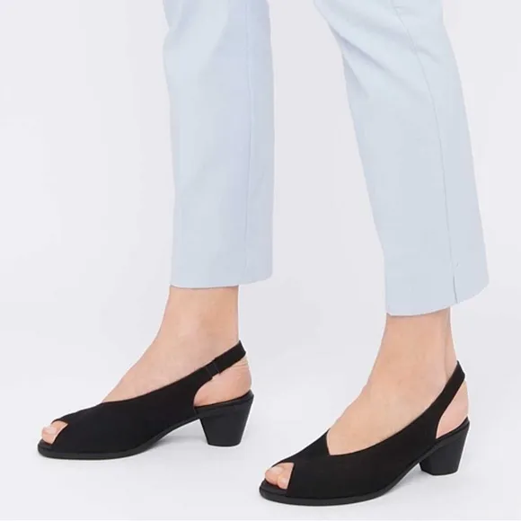NEW ARCHE Soraly Sandal Peep toe Slingback Slight Heel Slip-On Black Size 9.5
