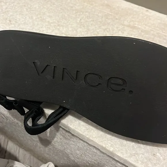 !!New Arrival!! Vince men's fur sandals