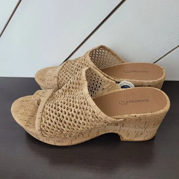 NEW Baretraps Womens Bethie Slide Natural 9.5M Wedge Sandals