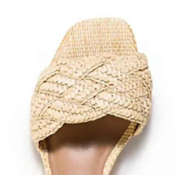 new BERNARDO Made In Brazil Bali Woven Heel Sandals Light Natural 663mn