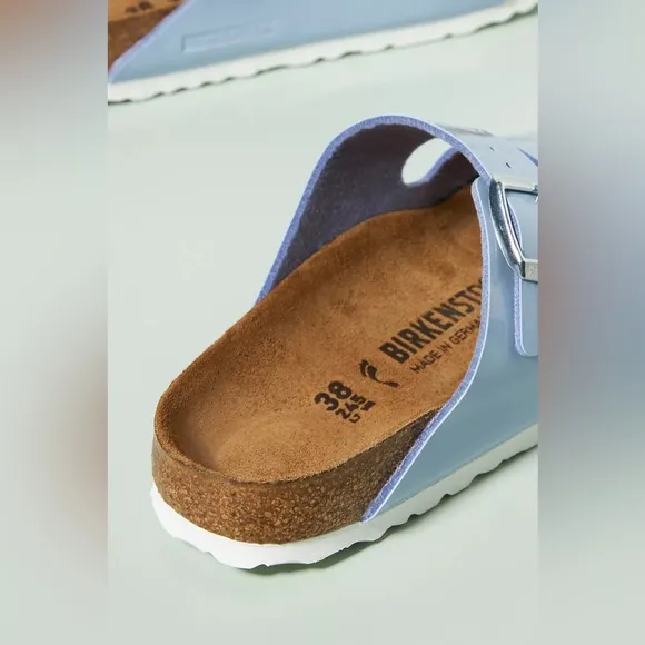 NEW BIRKENSTOCK ARIZONA SANDALS BLUE PATENT 39