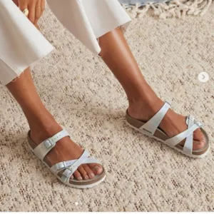 NEW Birkenstock Made in Germany Franca Sandals - Birko-Flor®  Iridescent Matcha2